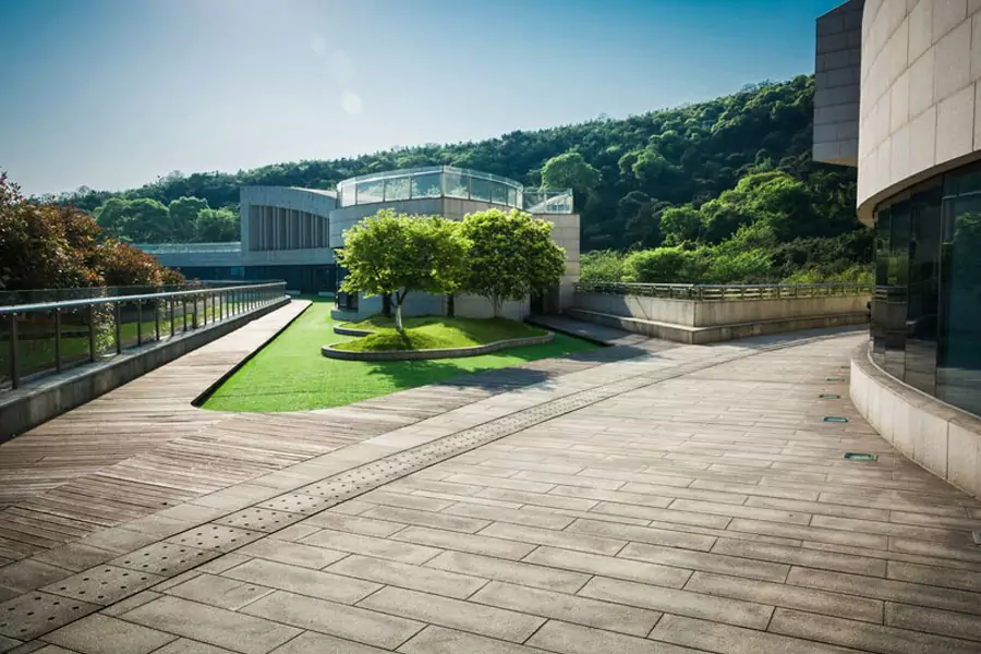Masterful Construction Inc. blgs5 Hardscaping Trends 2025: Low-Maintenance Designs That Boost Curb Appeal  